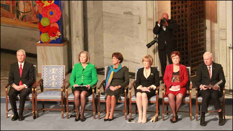 101210121403_chair_466_2